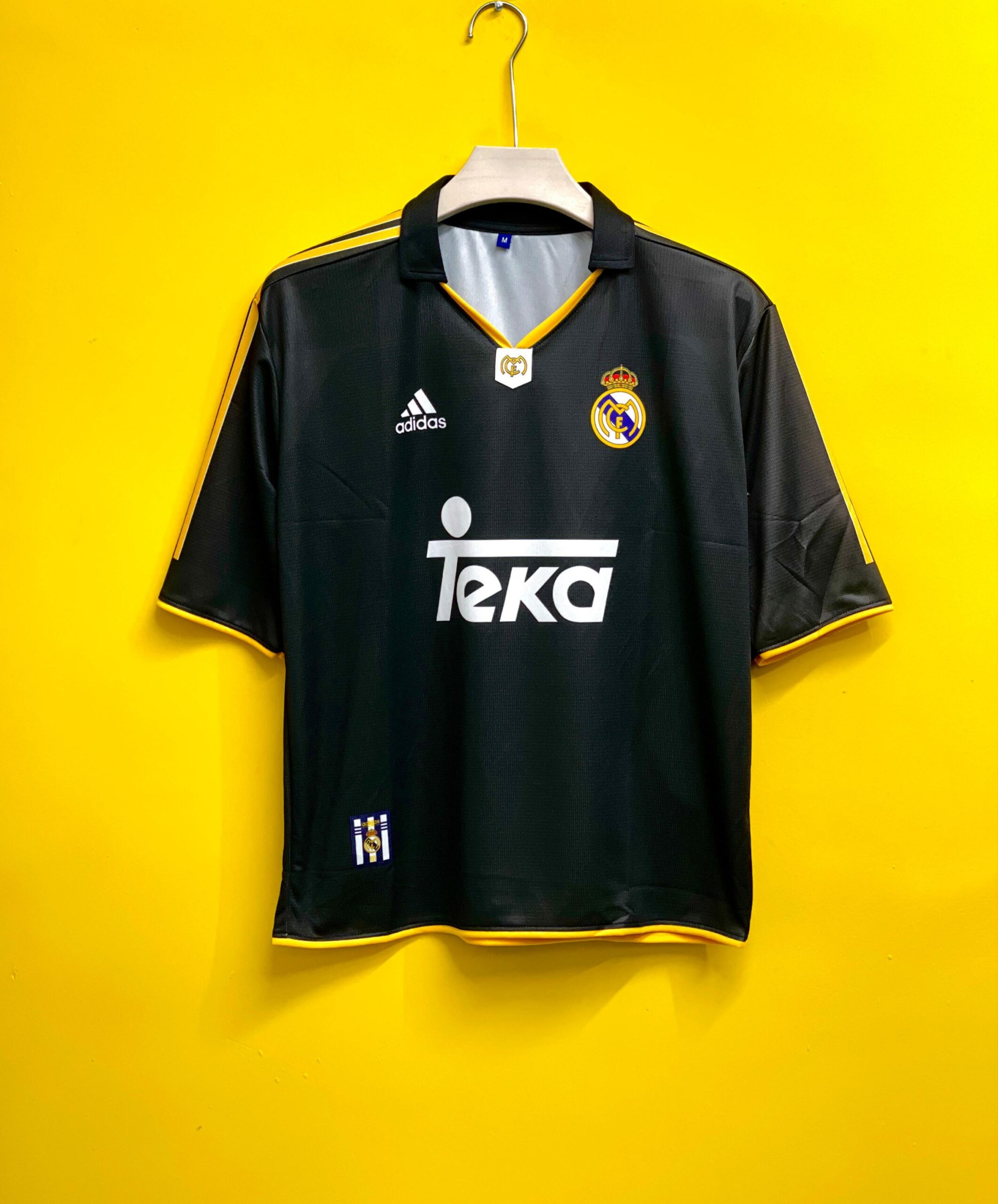 REAL MADRID 1999-00 AWAY KIT