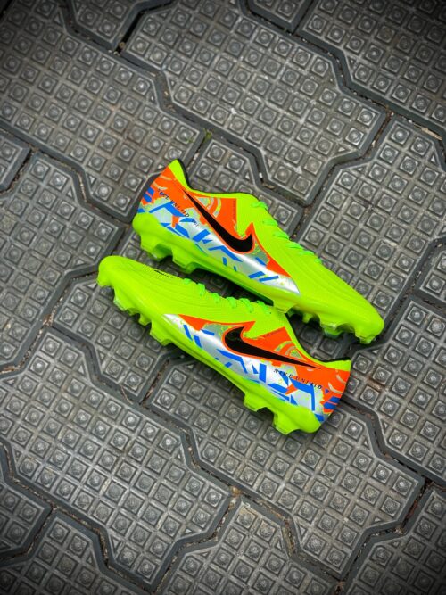 NIKE IMPORTED QUALITY GREEN