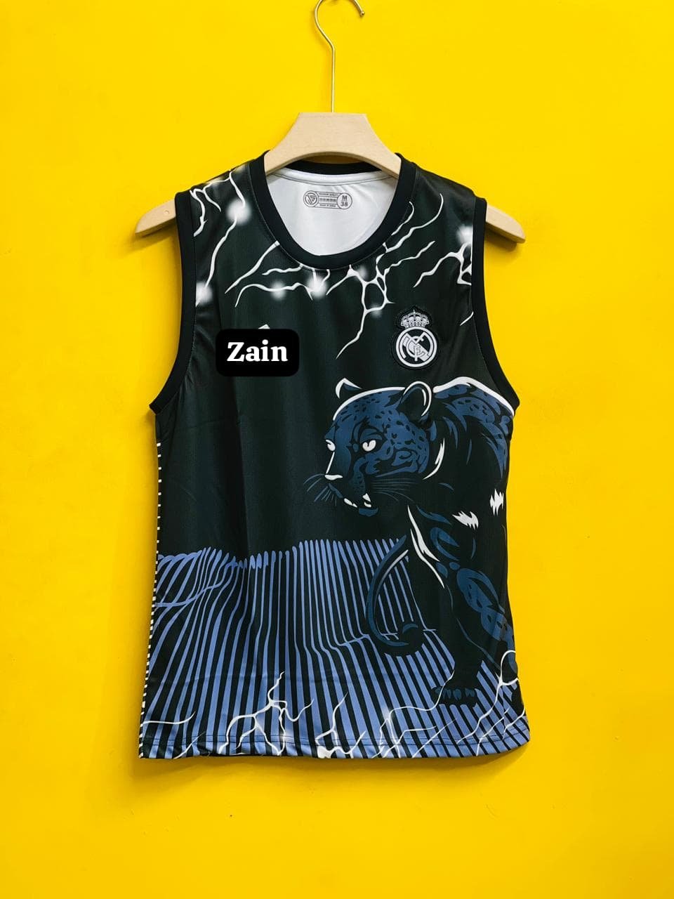 Real Madrid 2024/25 Black Pantherspecial edition sleeveless training jersey