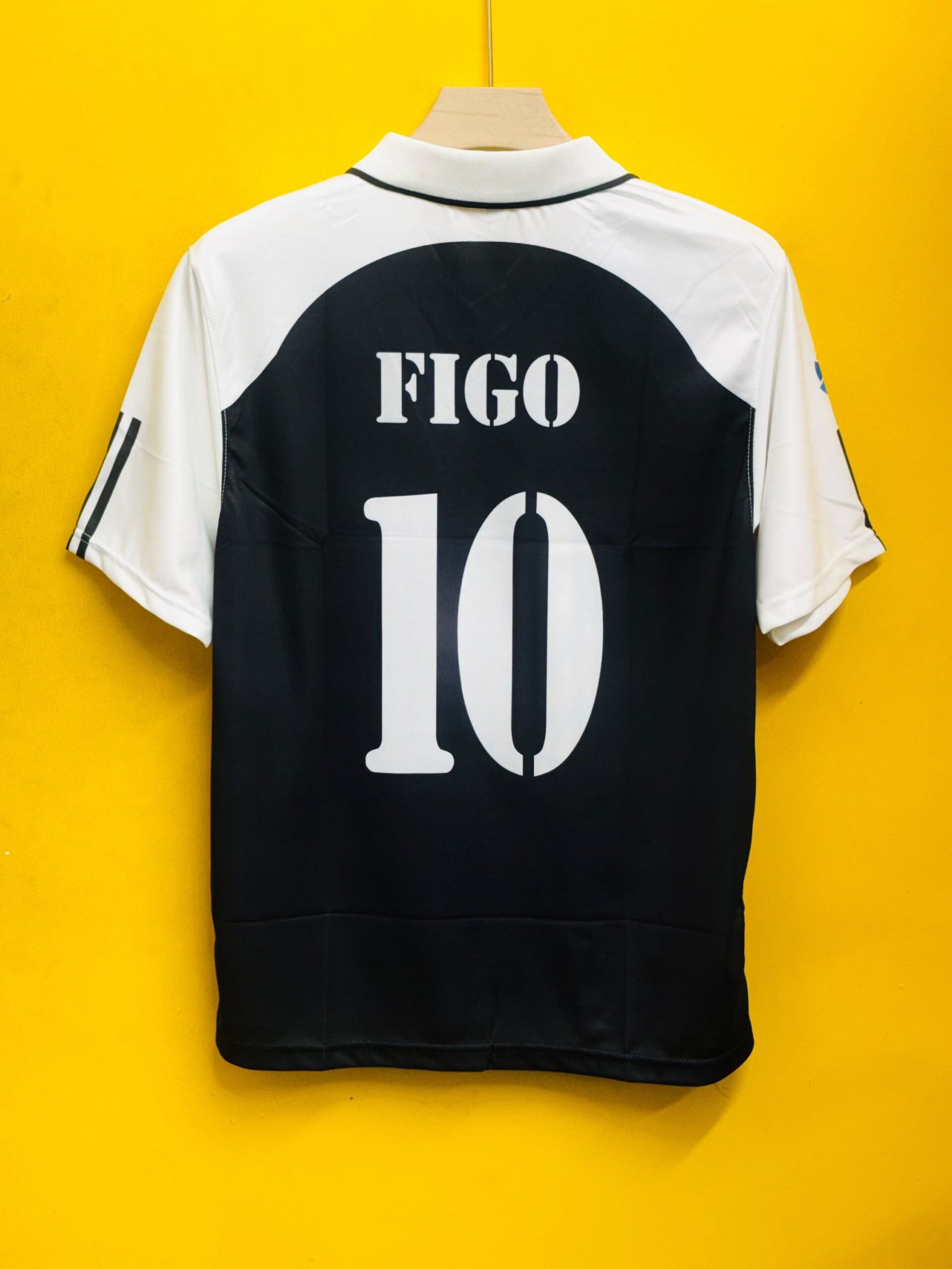 REAL MADRID 2001/2002 FIGO RETRO (FIVESLEEV) - Image 3