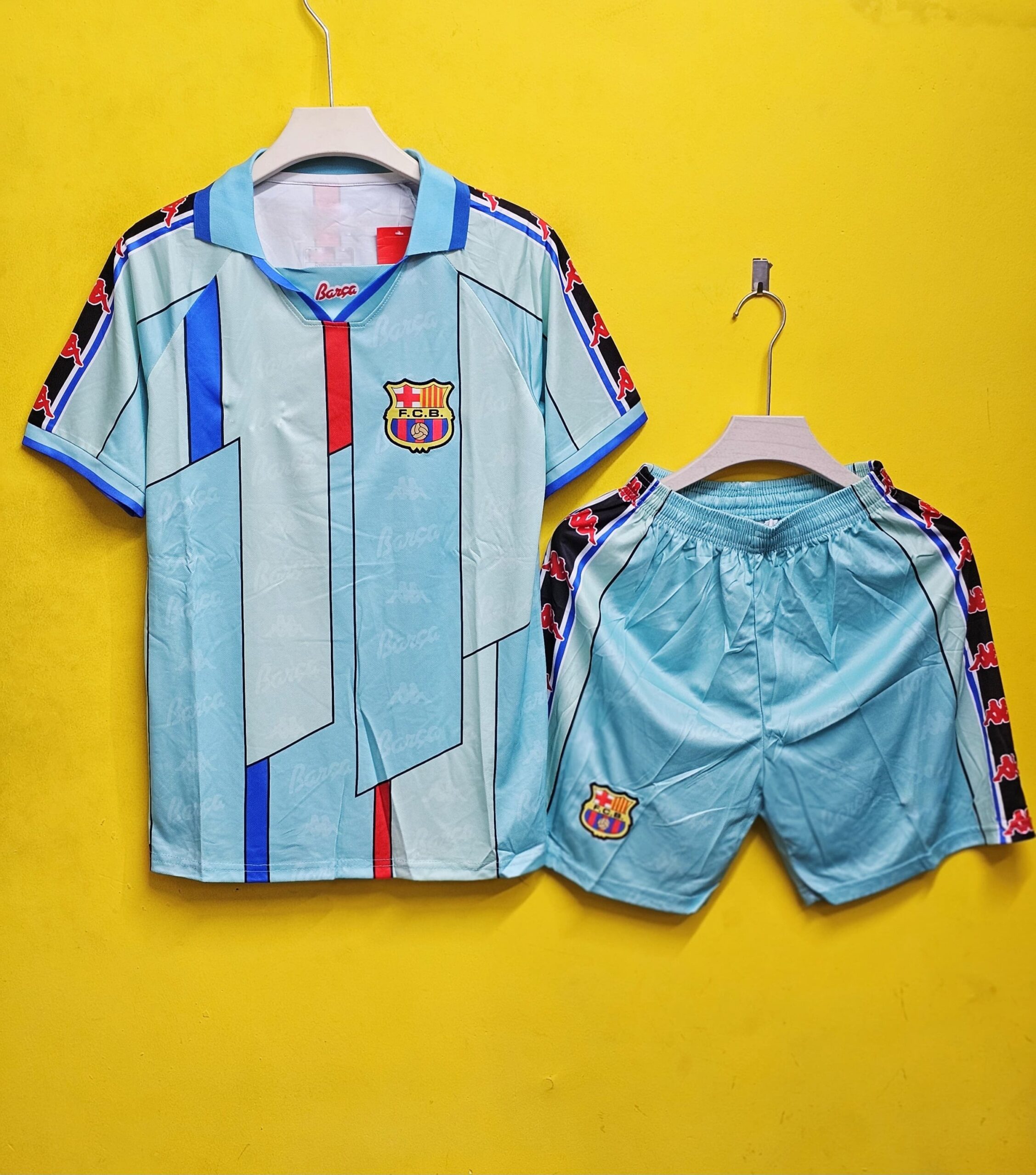 BARCA ICONIC 1996-97 RETRO  FAN VERSION SET
