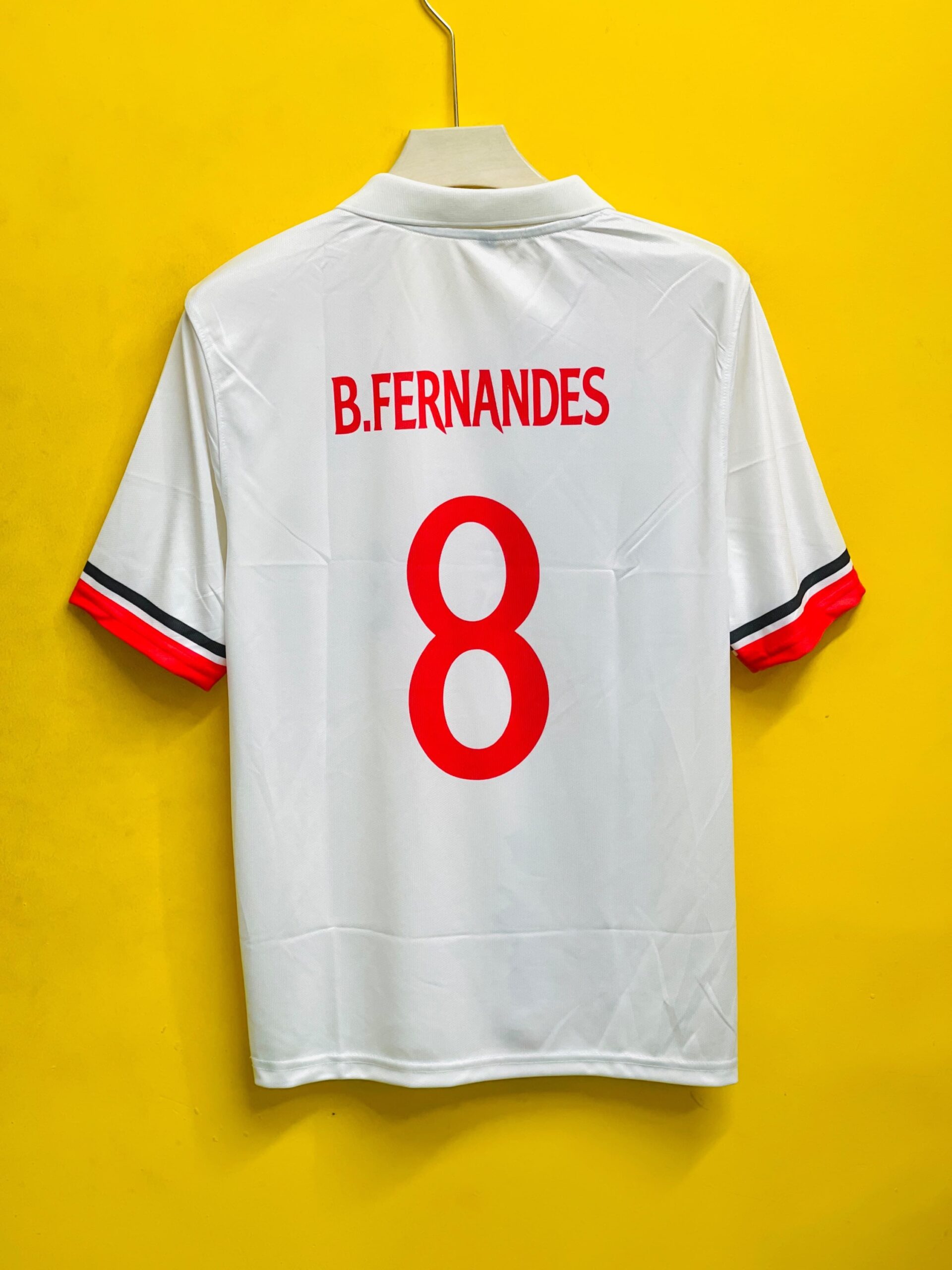 MAN UNITED B. FERNANDEZ ROSE EDITION FIVESLEEV