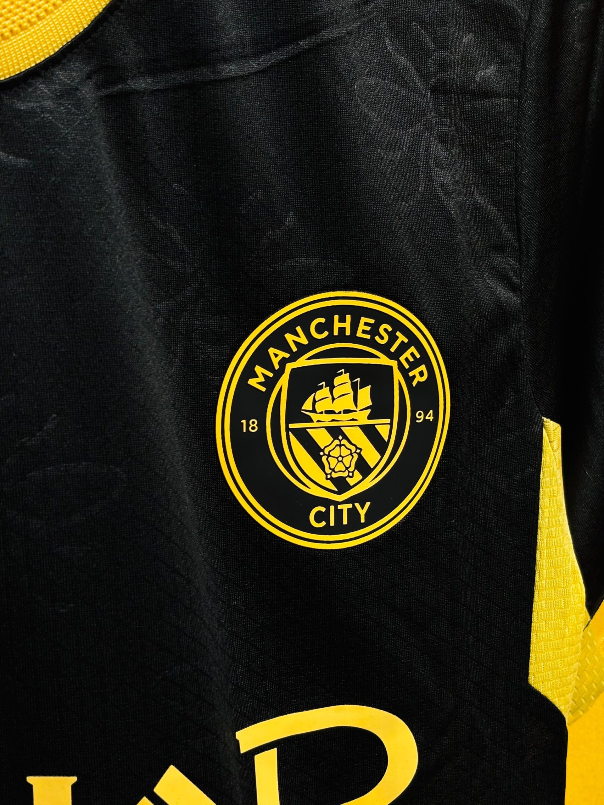 MANCHESTER CITY 2026-27 AWAY PLAYER VERSION JERSEY - Image 4