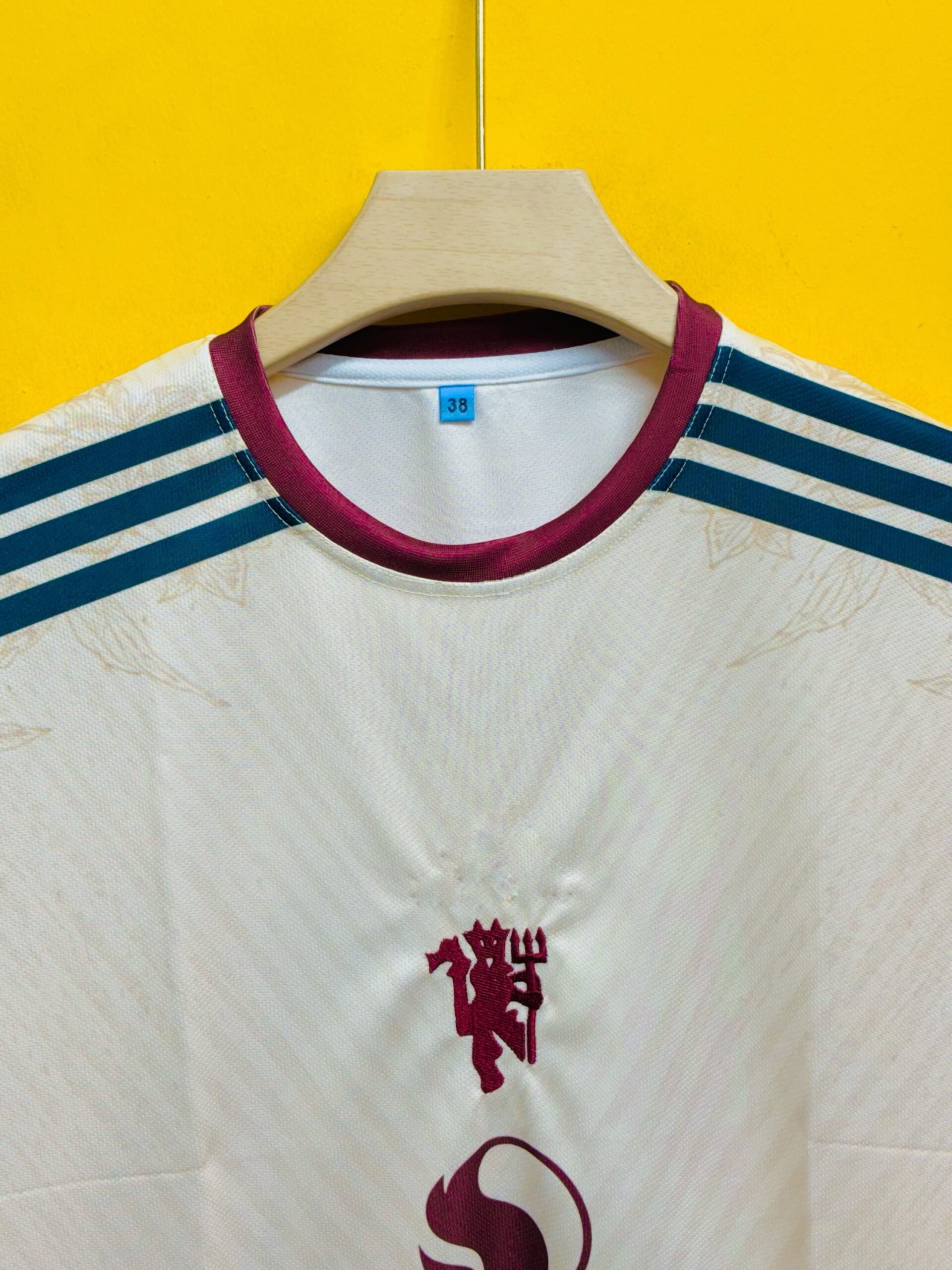 MAN UNITED AWAY 2026-27 ( EMBROIDERY) - Image 2
