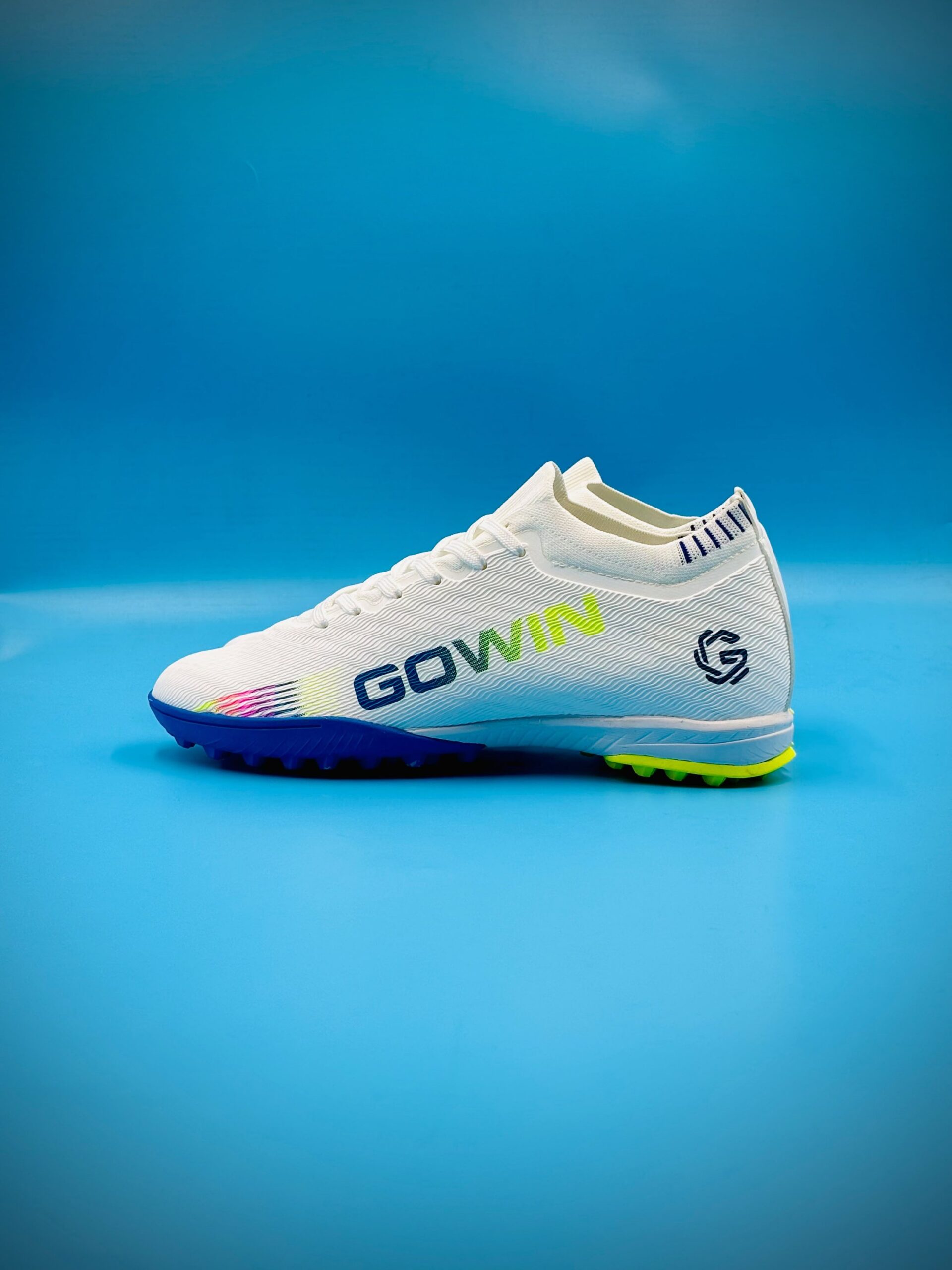GOWIN INSPIRE TURF WHITE