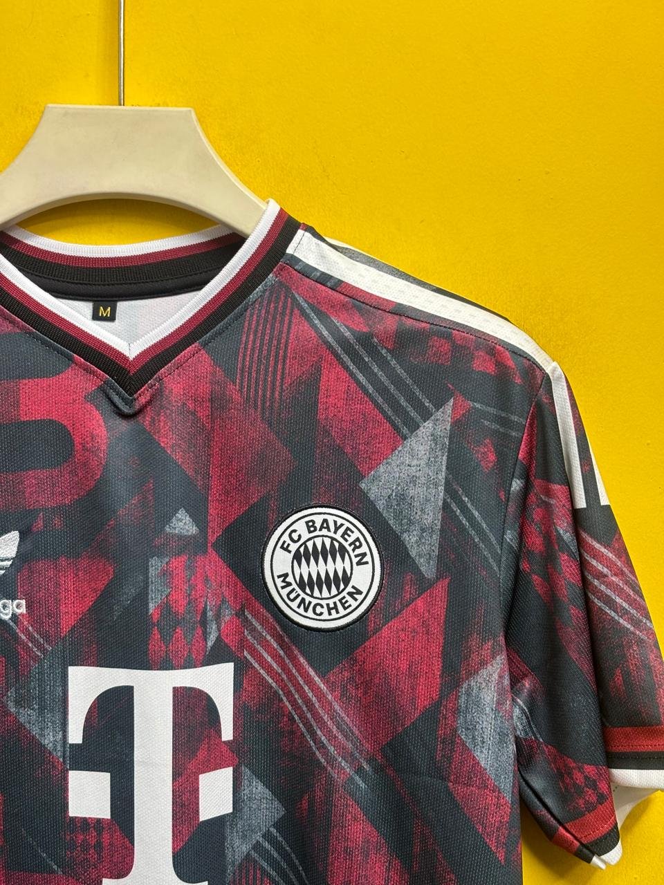 FC BAYERN MUNICH BALENCIGA MUSIALA SPECIAL EDITION JERSEY - Image 3