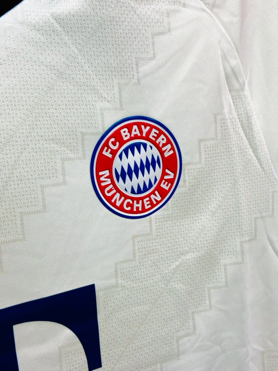 BAYERN MUNICH 2026-27 AWAY PLAYER VERSION - Image 2