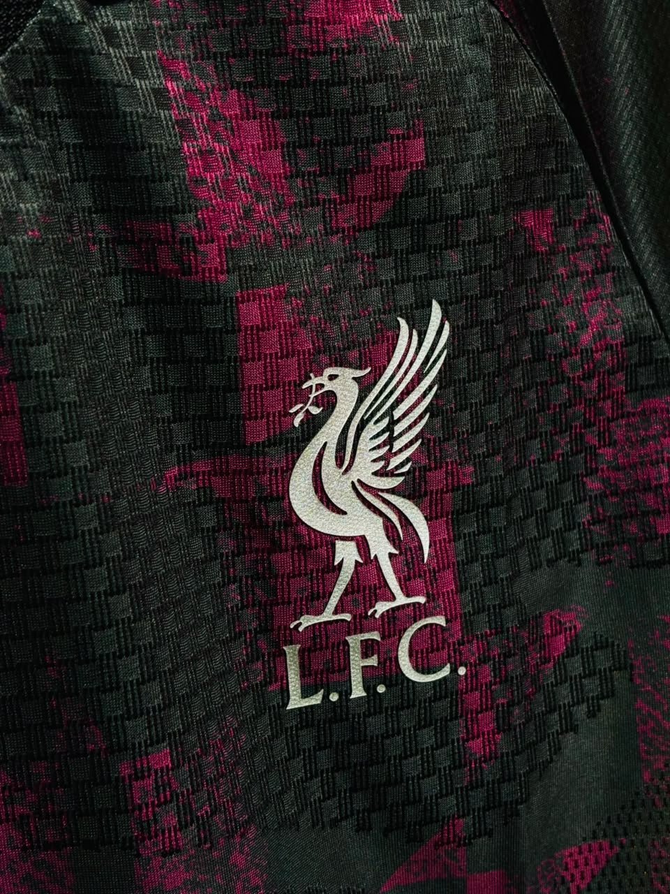 LIVERPOOL 2026-27 THIRD PLAYER VERSION - Image 5