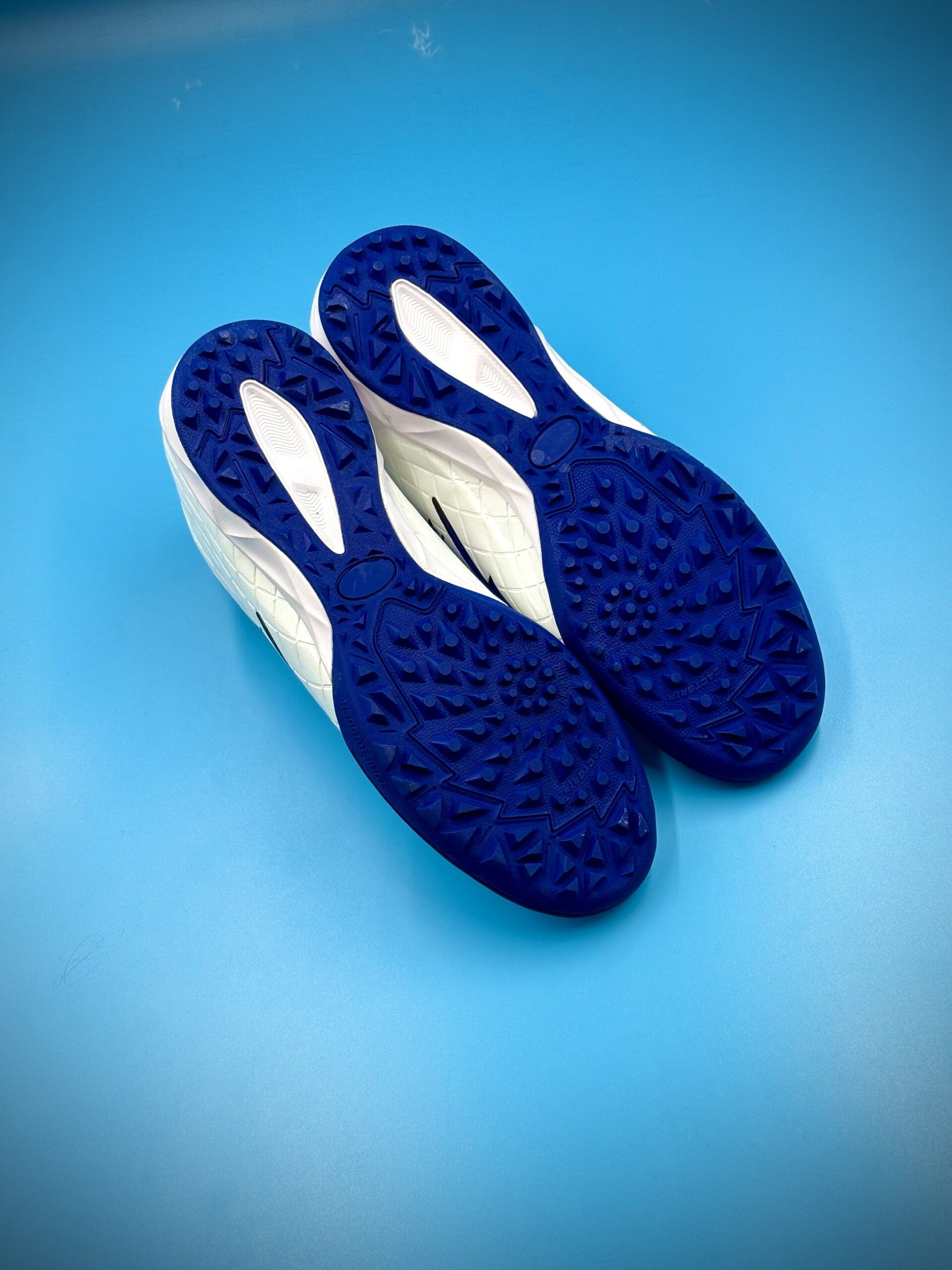 SPIKA MAXX INDOOR ANKLE TURF BOOT - Image 3