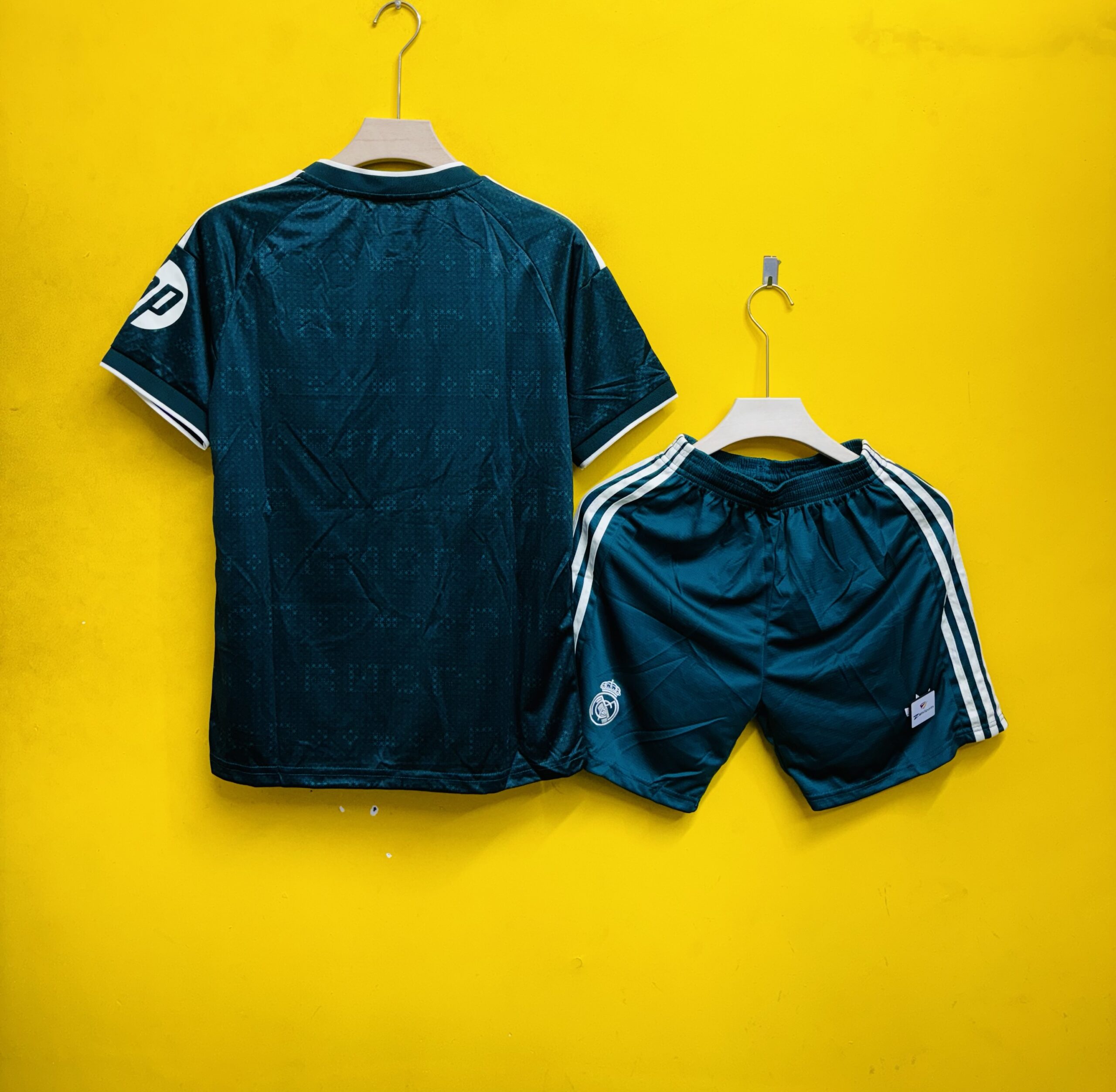 REAL MADRID 2026-27 AWAY KIT - Image 6