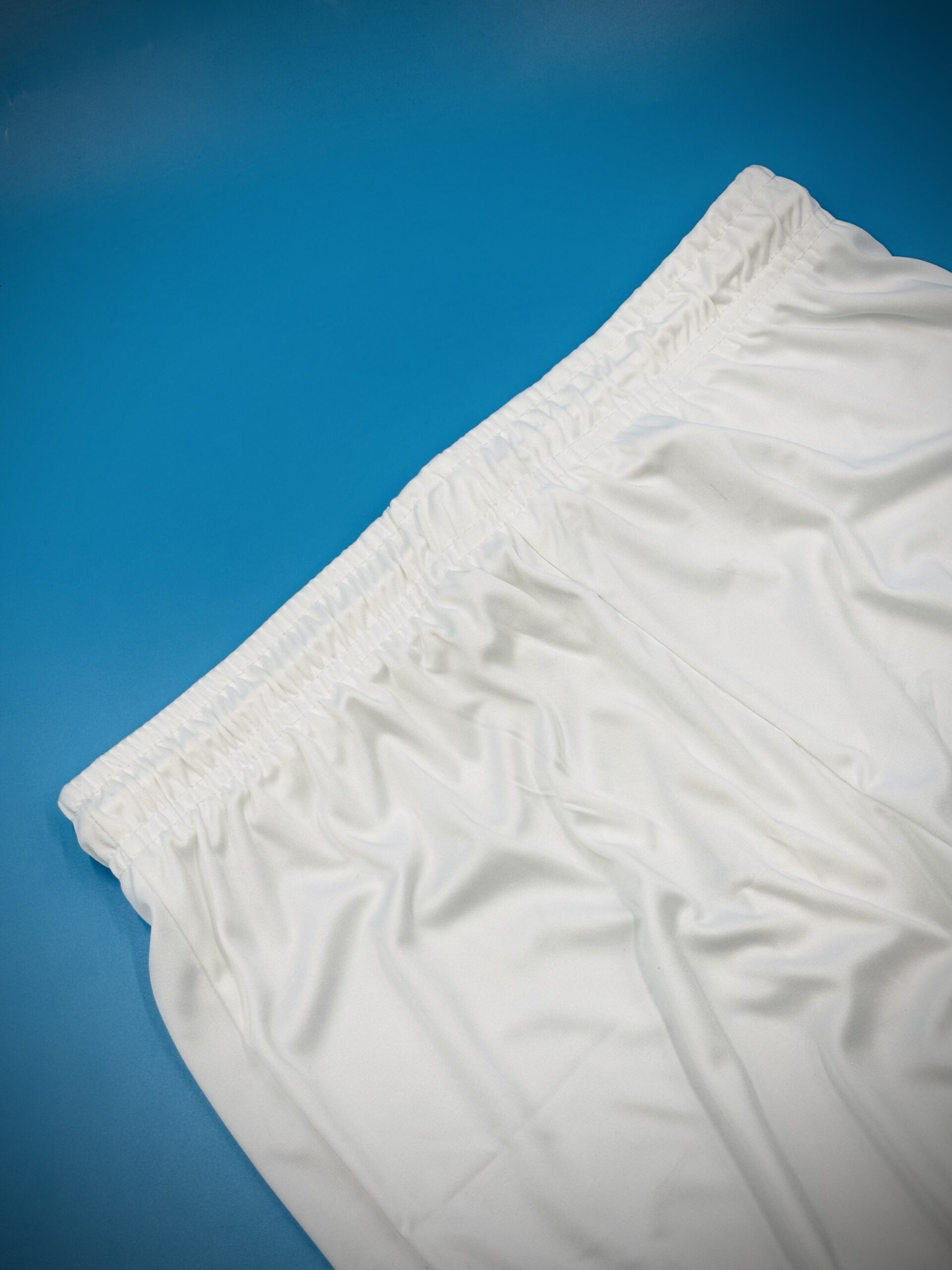 ATHLETIC TRAINING SHORTS (WHITE) - Image 3
