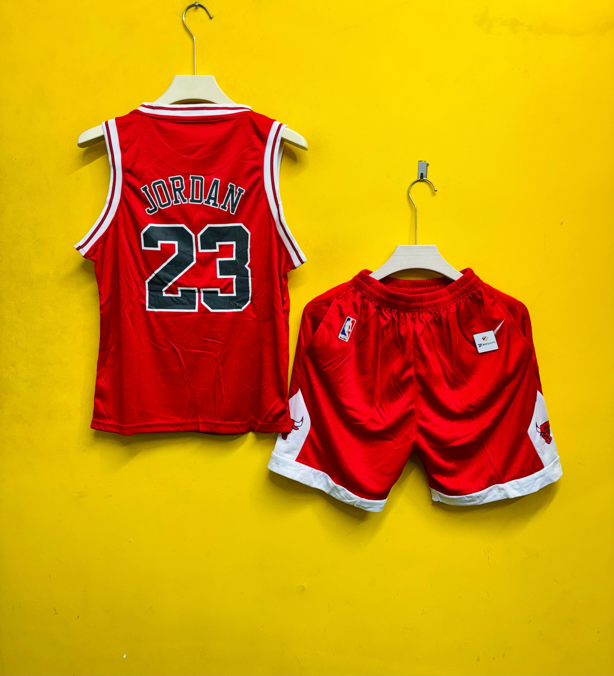 CHICAGO BULLS RETRO BASKETBALL MICHAEL JORDAN SET - Image 2